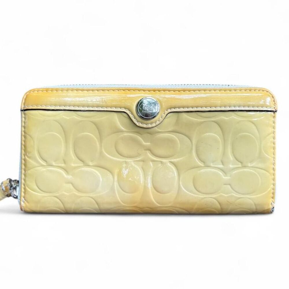 Vintage Womens Coach Patent Leather Wallet